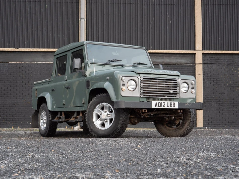 2012 Land Rover Defender 110 - Image 2 of 30
