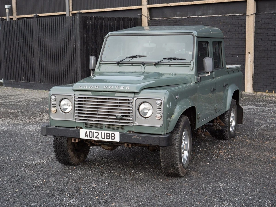 2012 Land Rover Defender 110 - Image 6 of 30