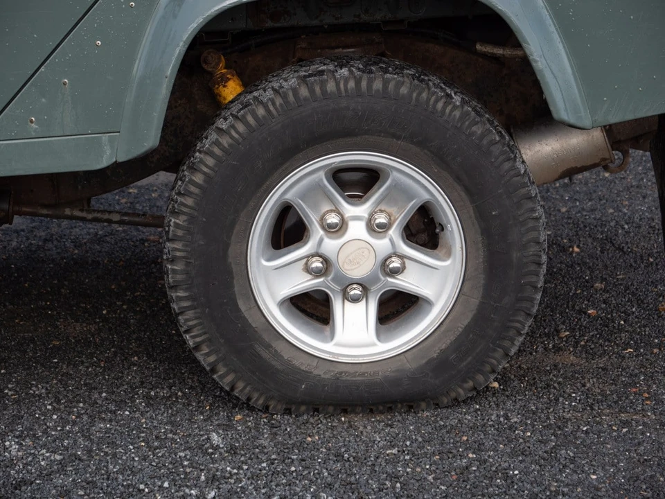 2012 Land Rover Defender 110 - Image 20 of 30