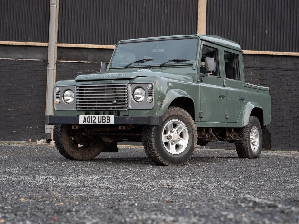 2012 Land Rover Defender 110 - Image 8 of 30