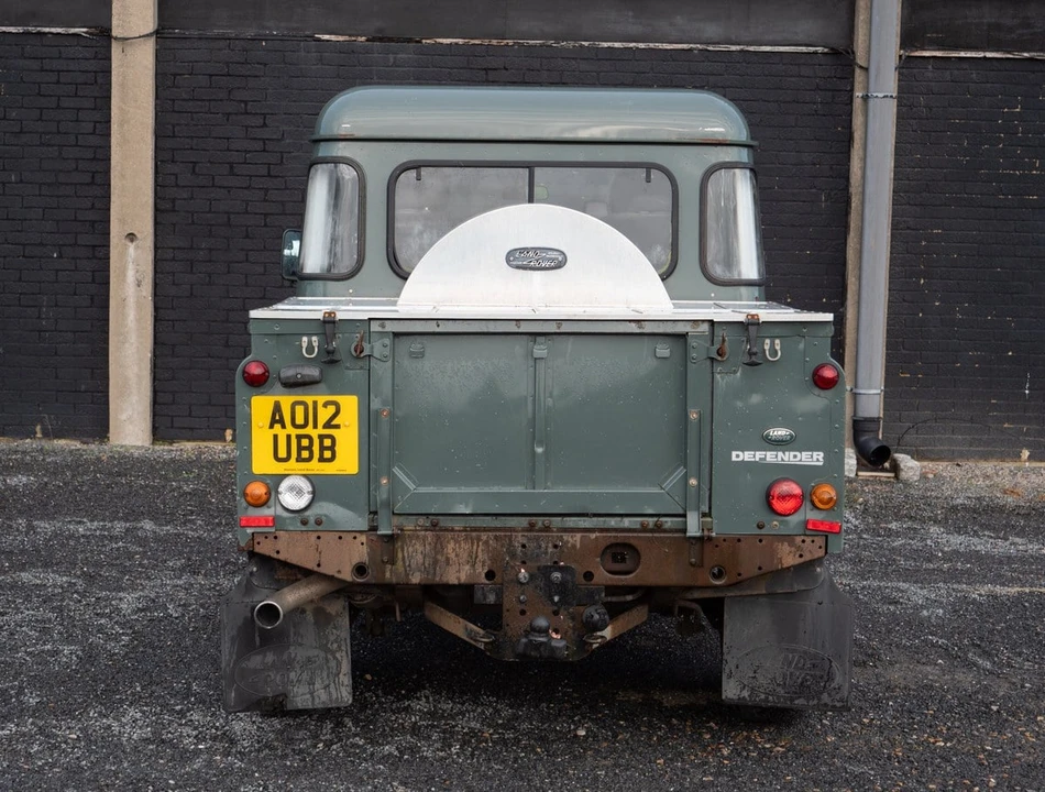 2012 Land Rover Defender 110 - Image 13 of 30