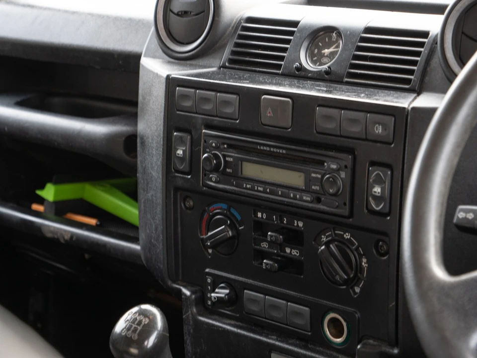 2012 Land Rover Defender 110 - Image 30 of 30