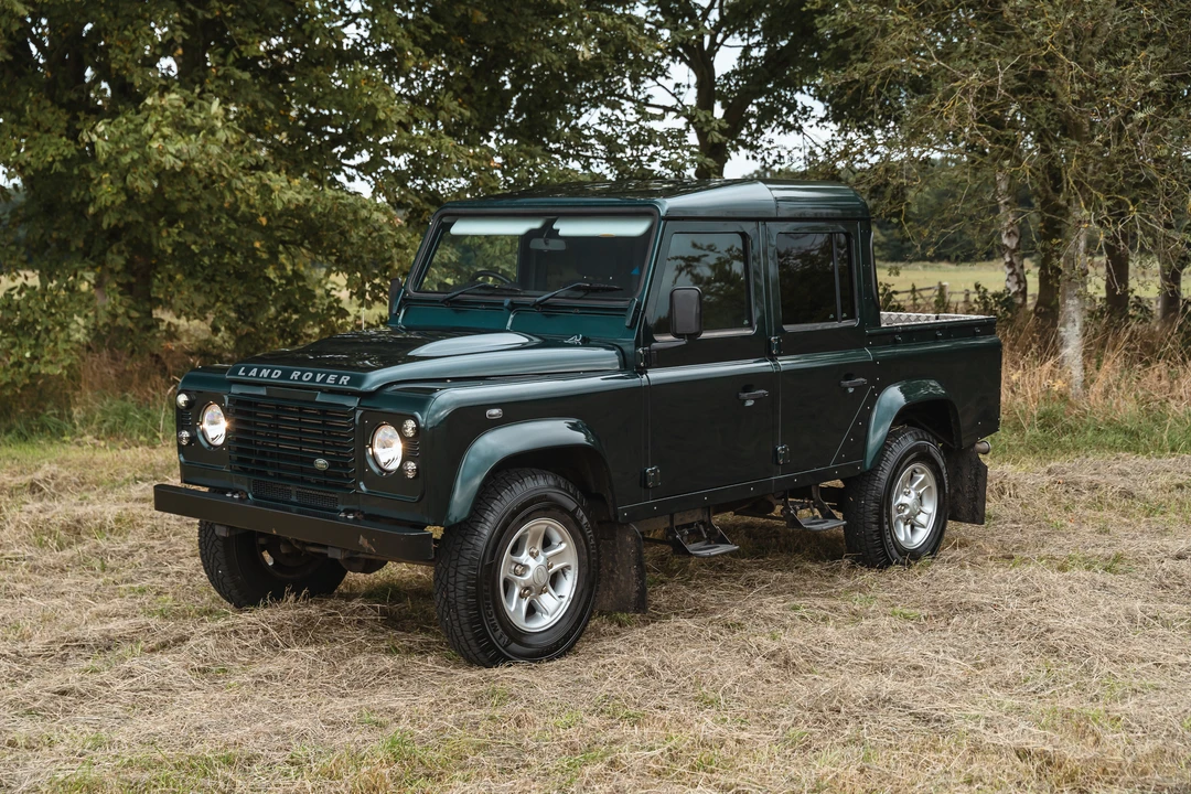 2012 Land Rover Defender 110 - Image 3 of 31
