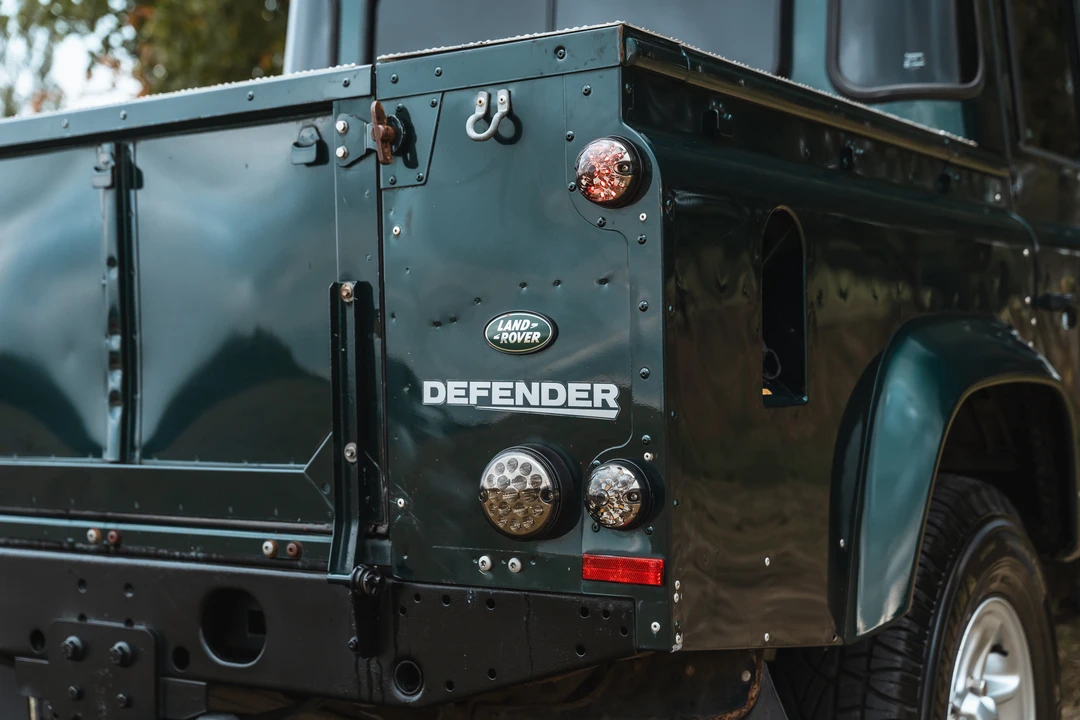 2012 Land Rover Defender 110 - Image 27 of 31