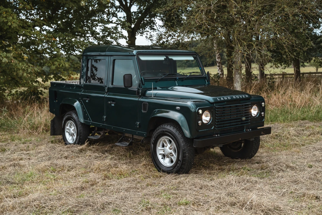 2012 Land Rover Defender 110 - Image 9 of 31