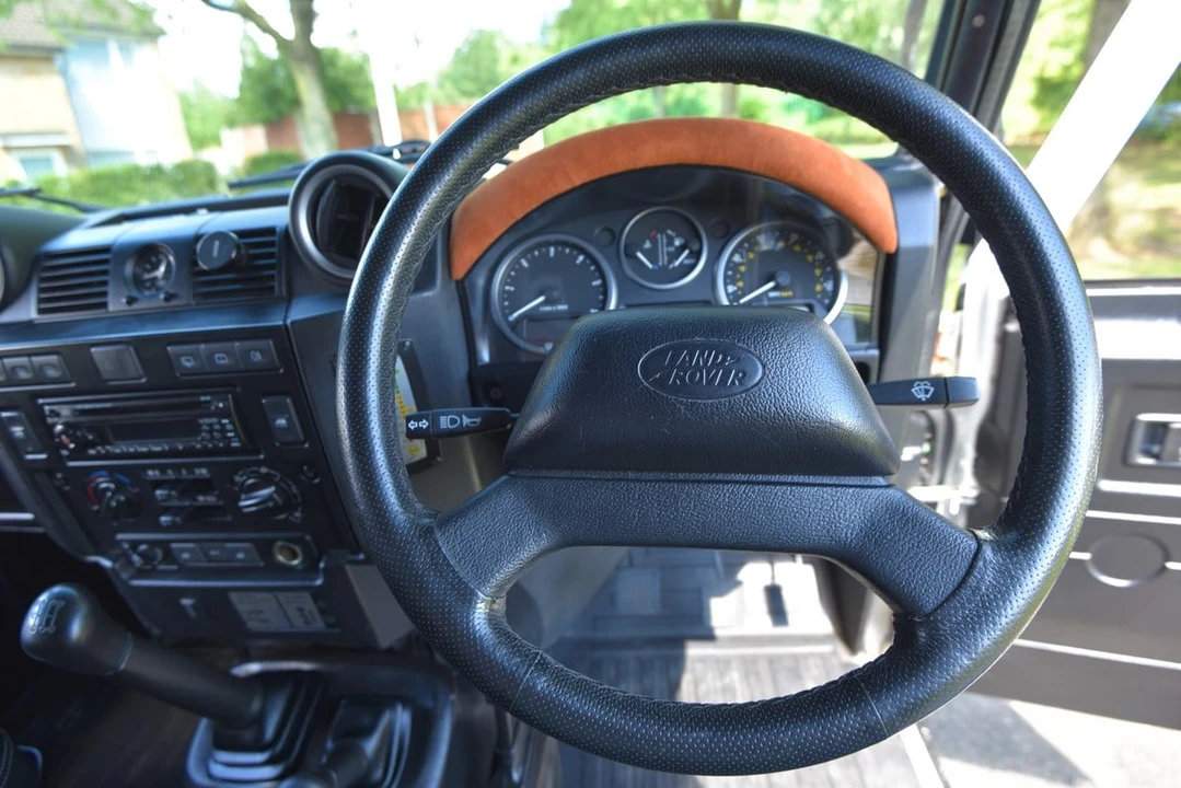 2012 Land Rover Defender 110 - Image 30 of 30