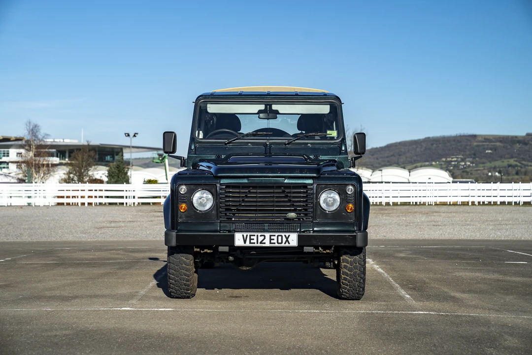 2012 Land Rover Defender 110 - Image 2 of 31