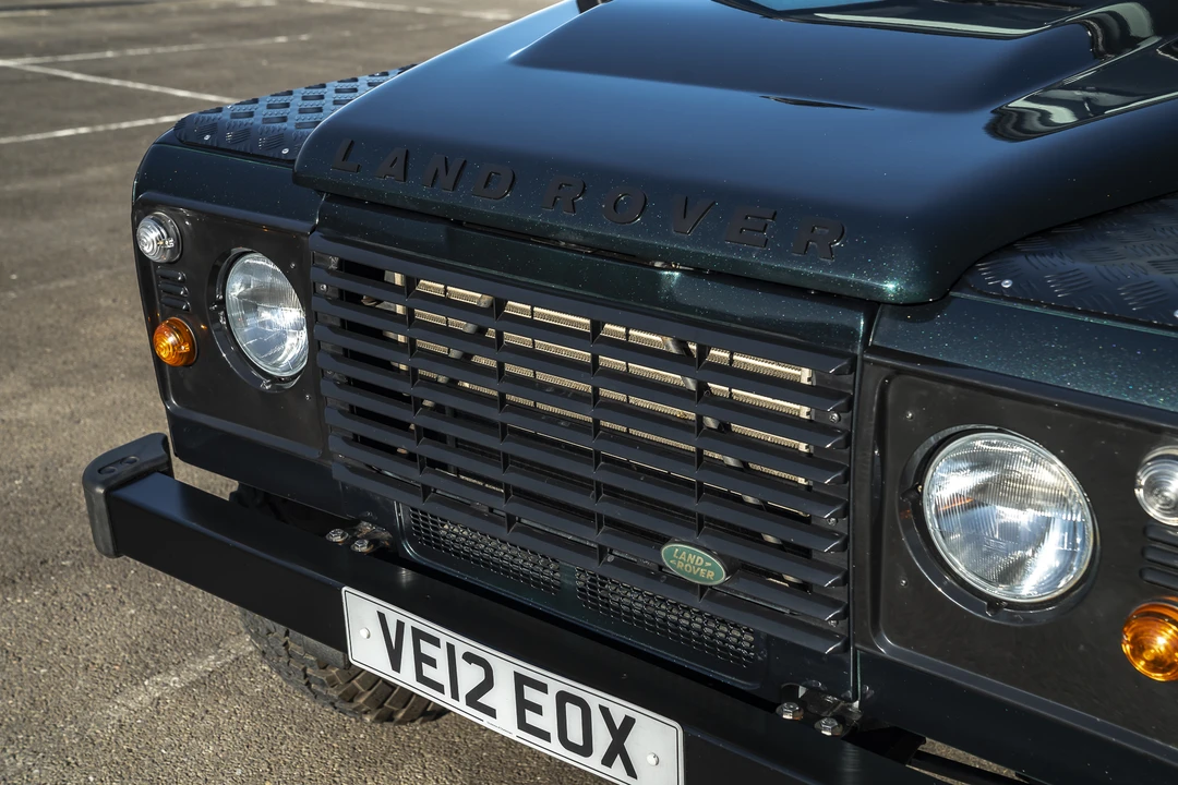 2012 Land Rover Defender 110 - Image 20 of 31