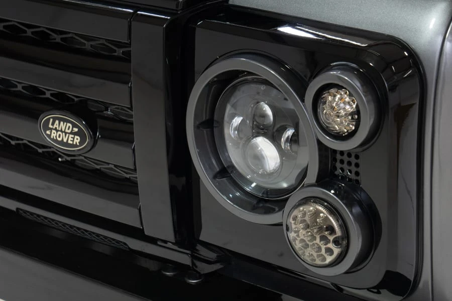 2012 Land Rover Defender 110 - Image 17 of 31