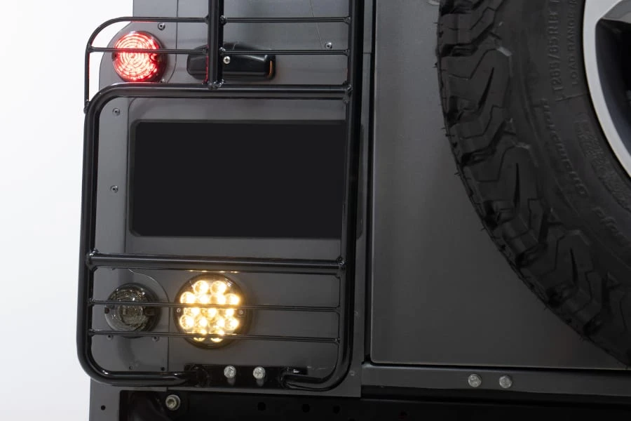 2012 Land Rover Defender 110 - Image 24 of 31