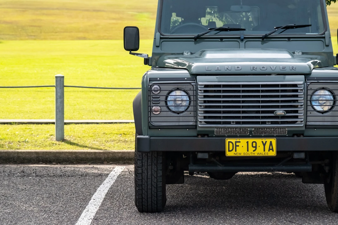 2012 Land Rover Defender 110 - Image 17 of 31