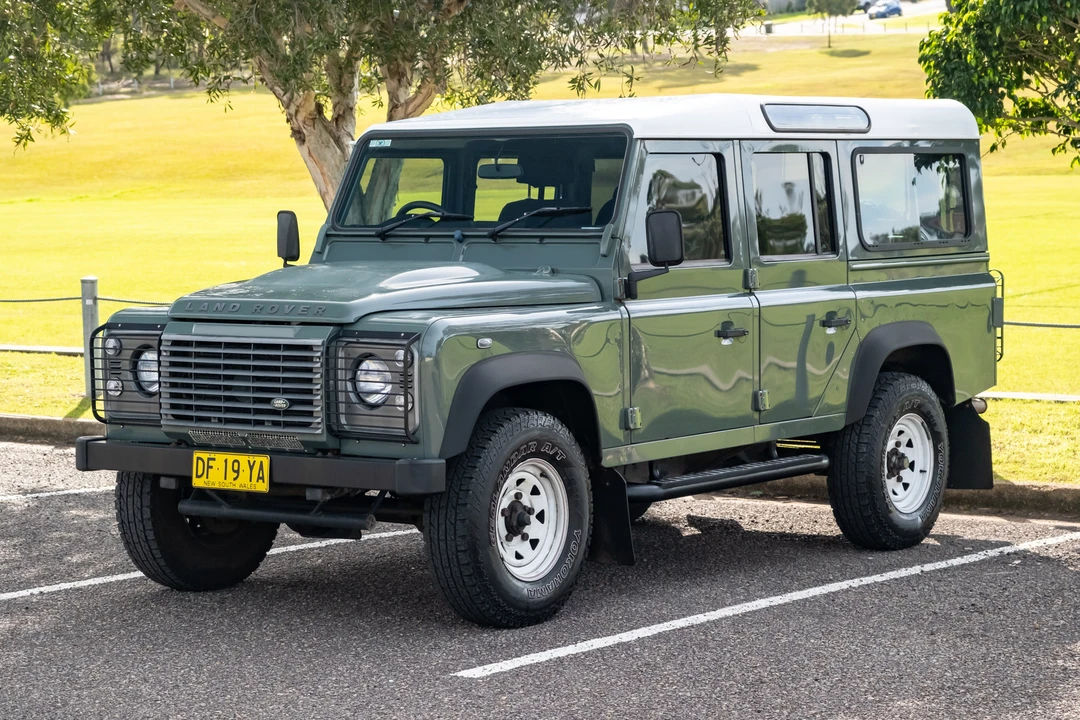 2012 Land Rover Defender 110 - Image 3 of 31