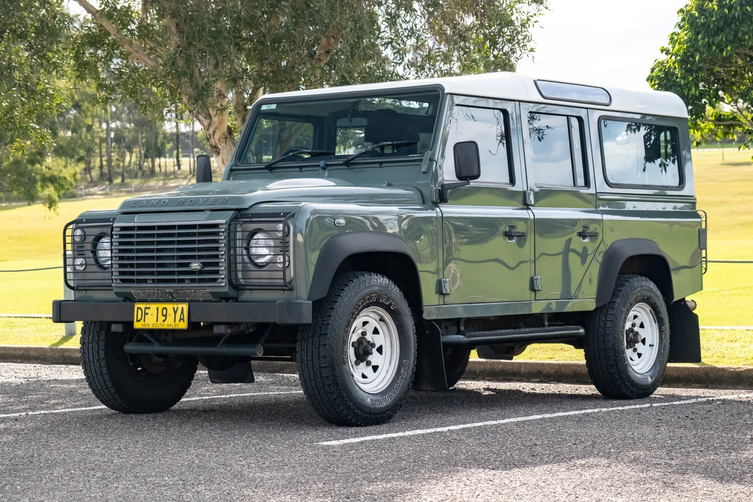 2012 Land Rover Defender 110 - Image 11 of 31