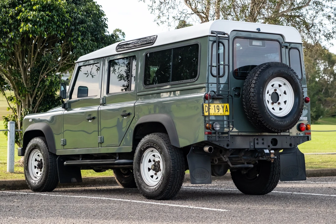 2012 Land Rover Defender 110 - Image 13 of 31