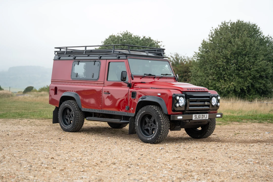 2012 Land Rover Defender 110 - Image 9 of 31