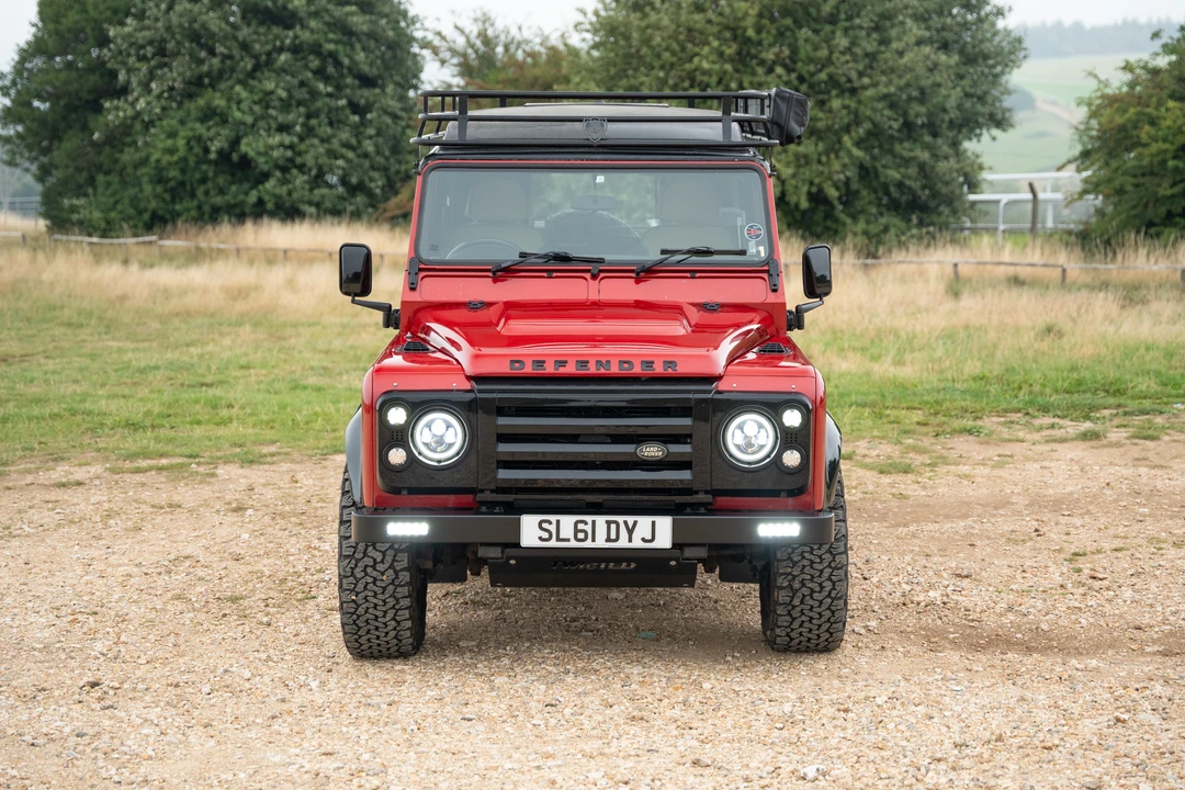 2012 Land Rover Defender 110 - Image 10 of 31