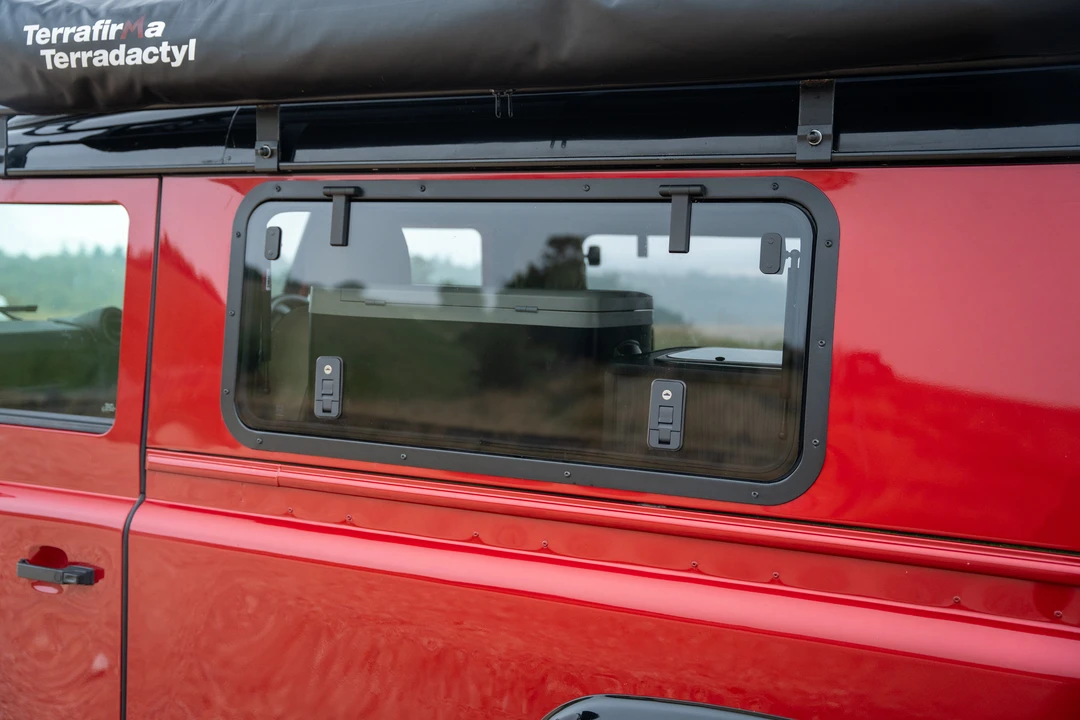 2012 Land Rover Defender 110 - Image 20 of 31