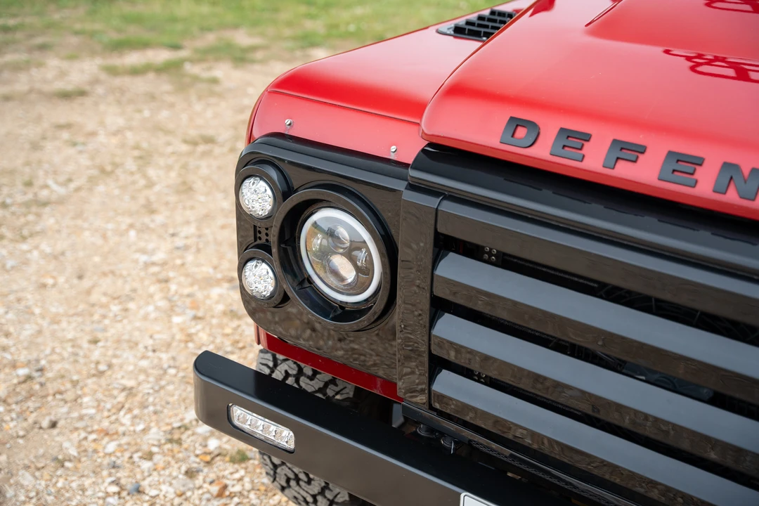 2012 Land Rover Defender 110 - Image 25 of 31