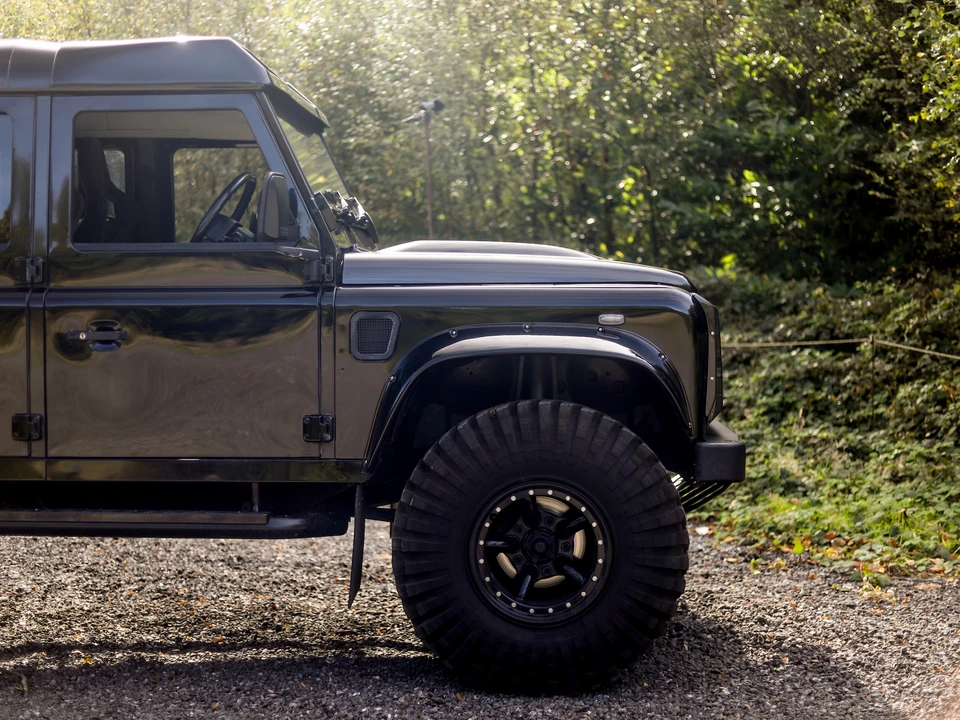2012 Land Rover Defender 110 - Image 26 of 31