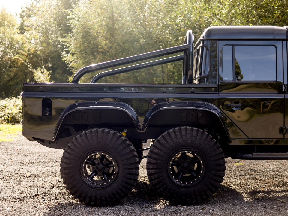 2012 Land Rover Defender 110 - Image 25 of 31