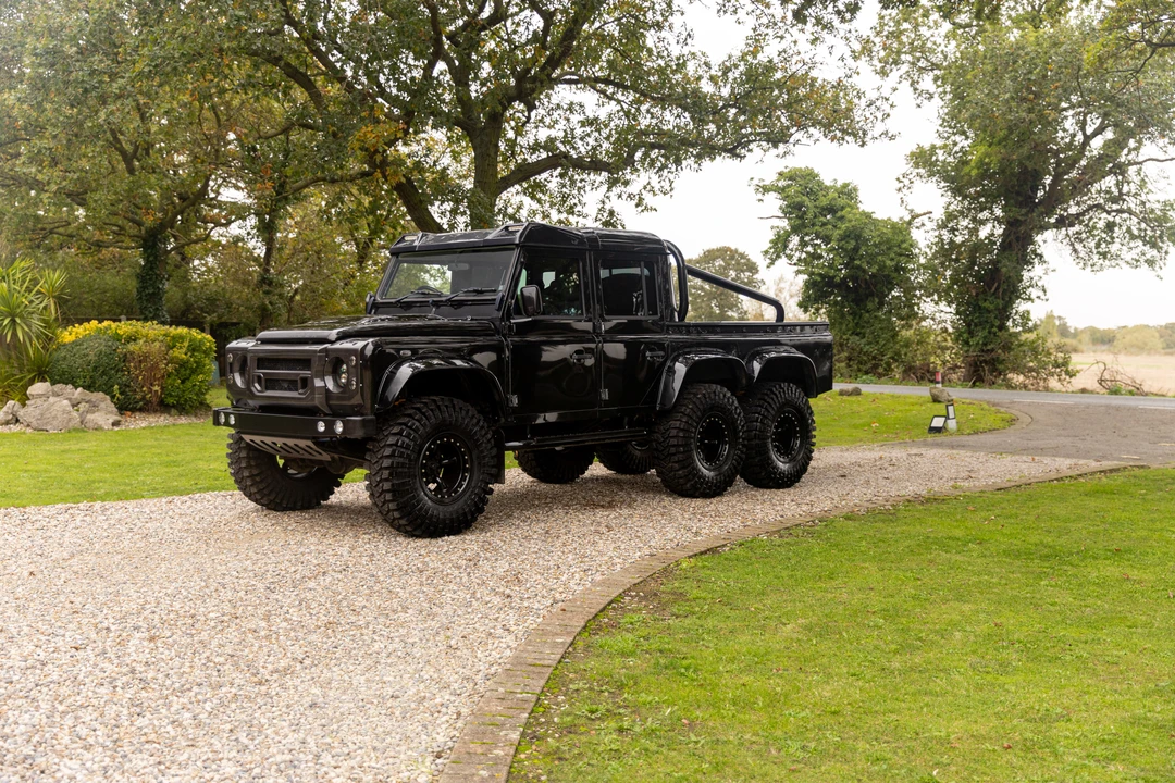 2012 Land Rover Defender 110 - Image 20 of 31