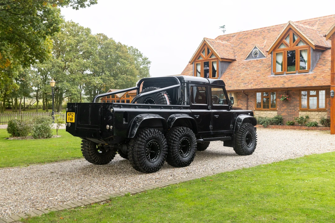 2012 Land Rover Defender 110 - Image 13 of 31