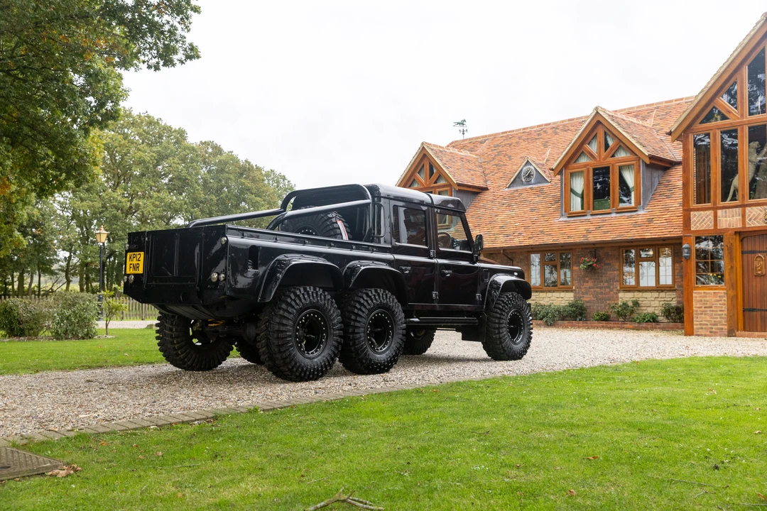 2012 Land Rover Defender 110 - Image 24 of 31