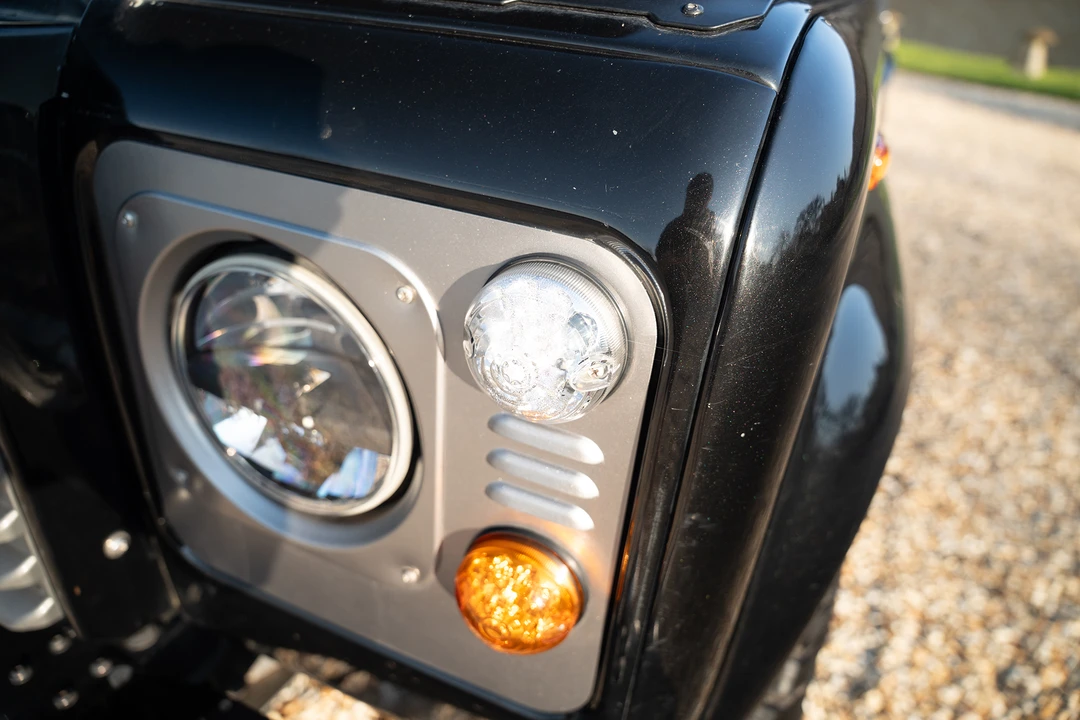 2012 Land Rover Defender 110 - Image 12 of 31