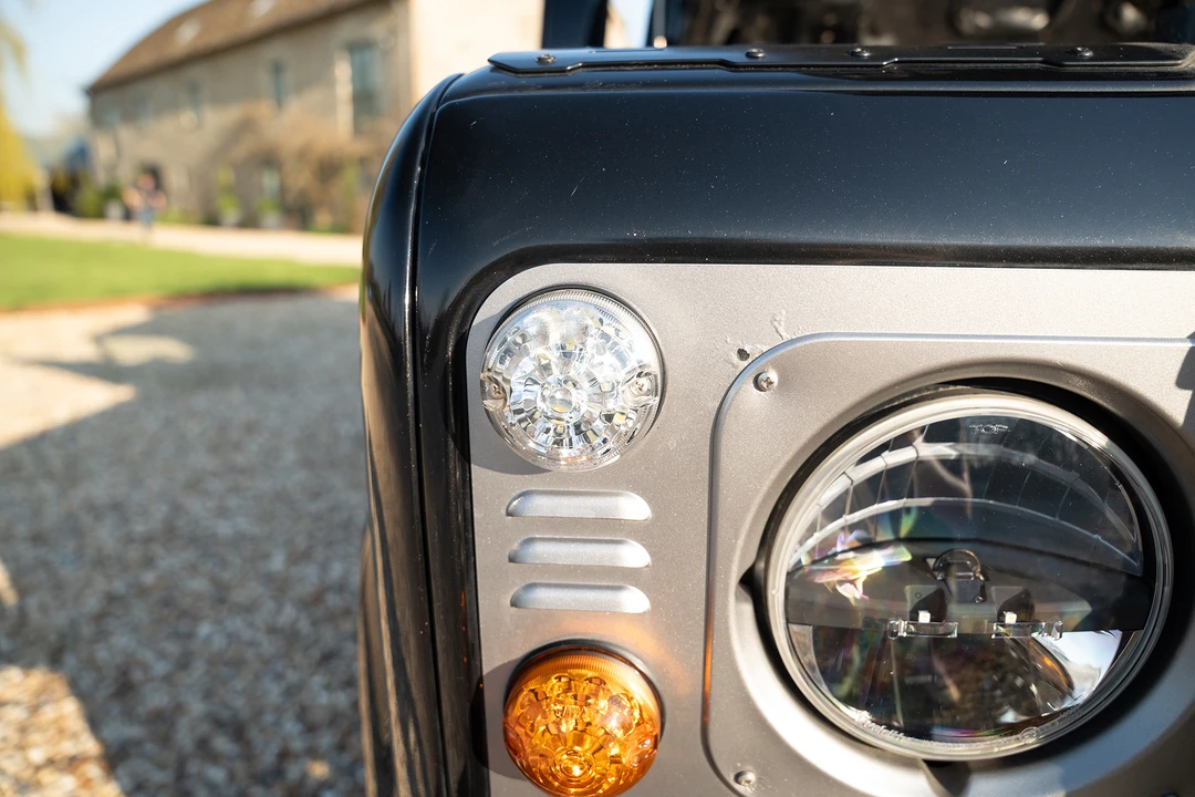 2012 Land Rover Defender 110 - Image 15 of 31