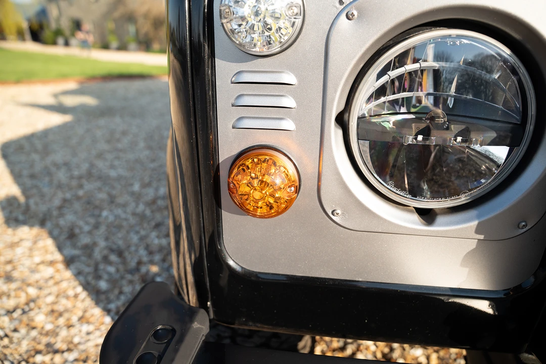 2012 Land Rover Defender 110 - Image 16 of 31