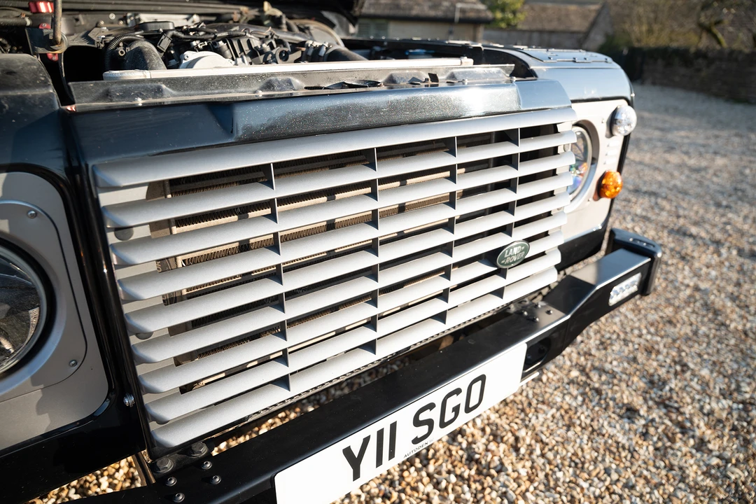 2012 Land Rover Defender 110 - Image 18 of 31