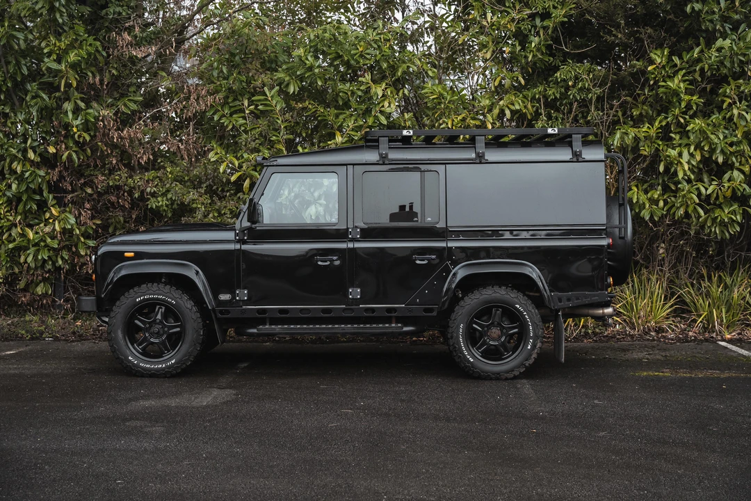 2012 Land Rover Defender 110 - Image 16 of 31