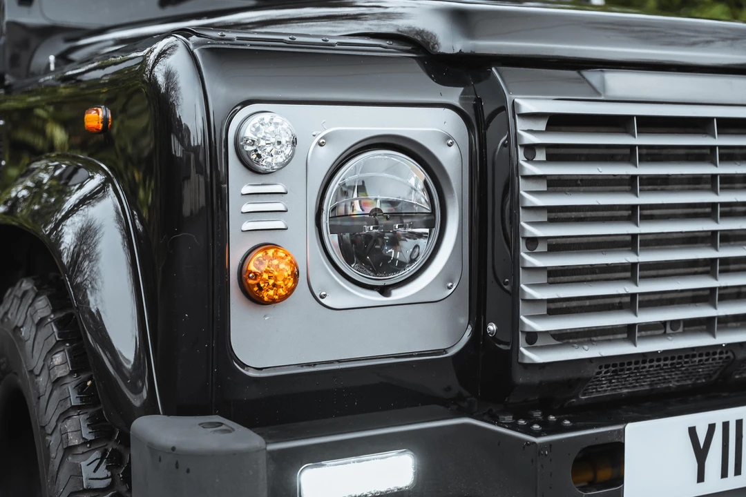 2012 Land Rover Defender 110 - Image 28 of 31