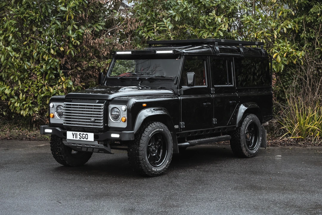 2012 Land Rover Defender 110 - Image 17 of 31