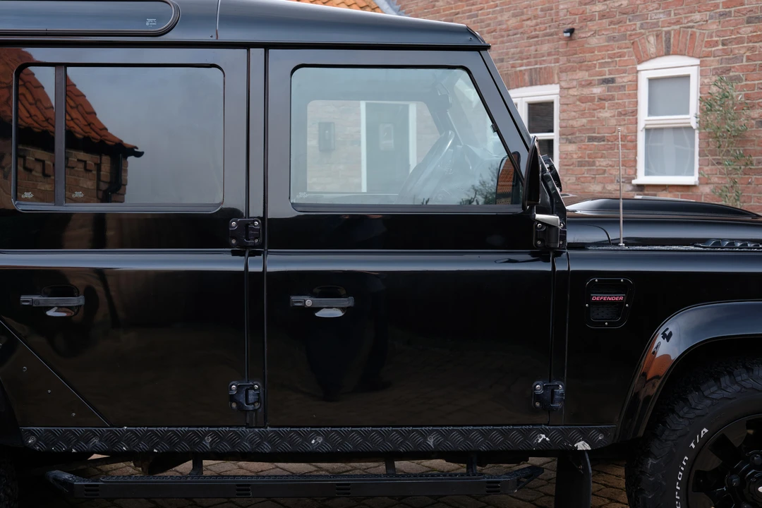 2012 Land Rover Defender 110 - Image 14 of 31