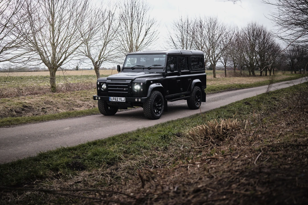 2012 Land Rover Defender 110 - Image 11 of 31