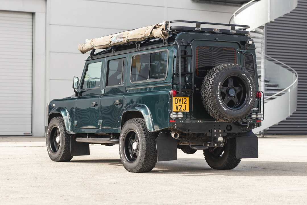2012 Land Rover Defender 110 - Image 6 of 31