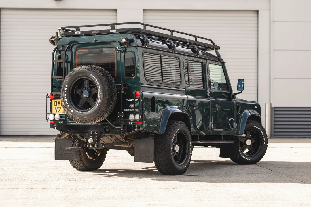 2012 Land Rover Defender 110 - Image 13 of 31