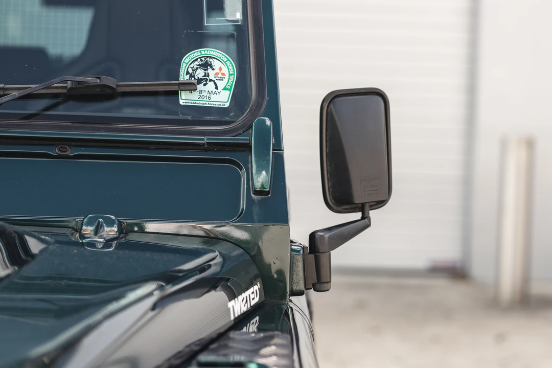 2012 Land Rover Defender 110 - Image 20 of 31