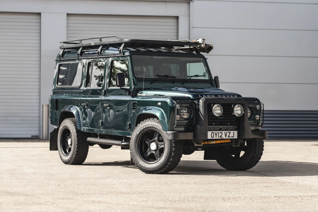 2012 Land Rover Defender 110 - Image 2 of 31