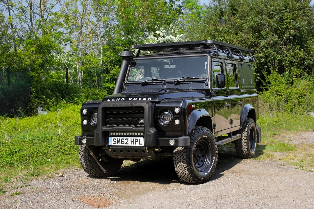 2012 Land Rover Defender 110 - Image 3 of 30