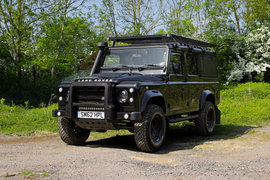 2012 Land Rover Defender 110 - Image 12 of 30