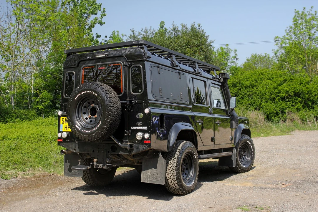 2012 Land Rover Defender 110 - Image 13 of 30