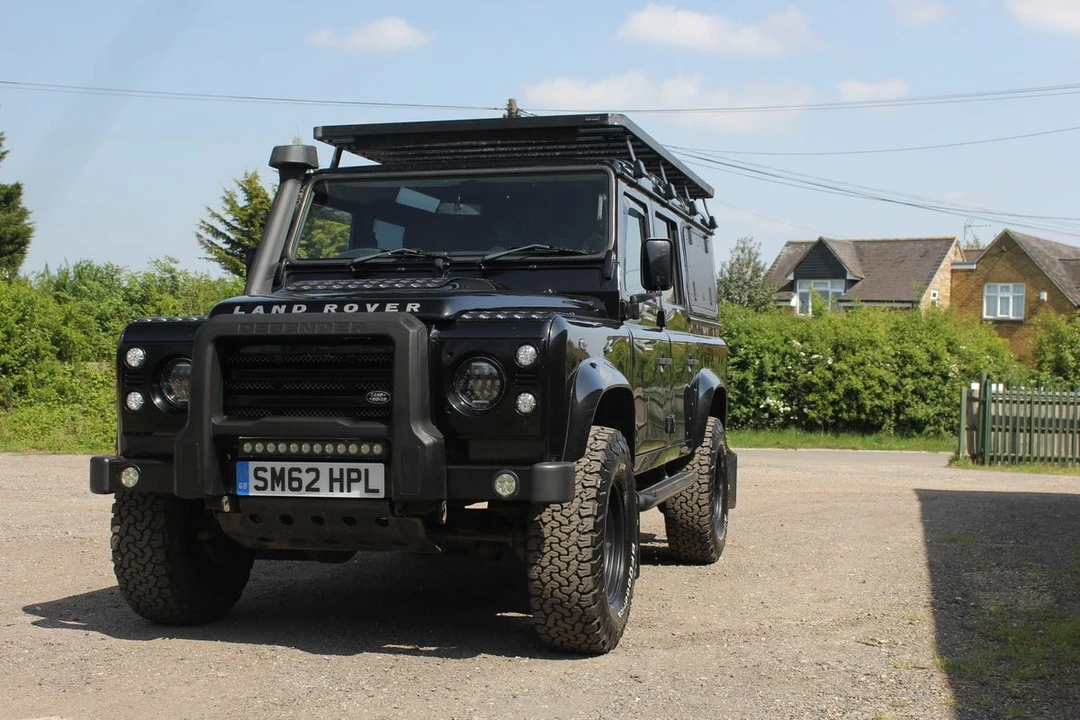 2012 Land Rover Defender 110 - Image 23 of 30