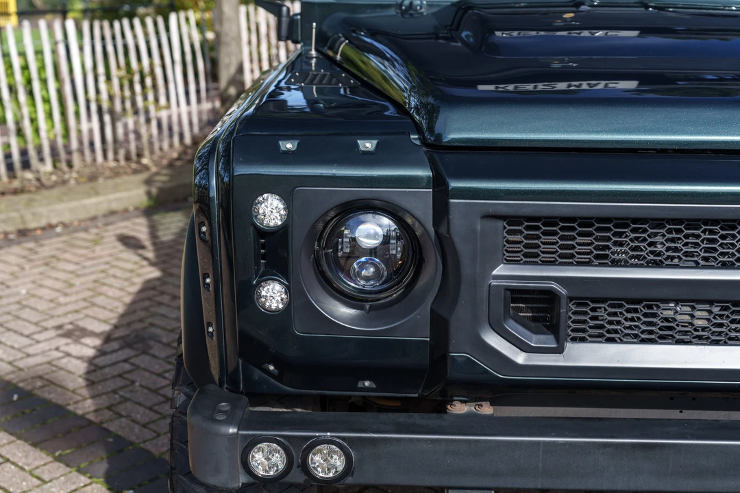 2012 Land Rover Defender 110 - Image 10 of 31