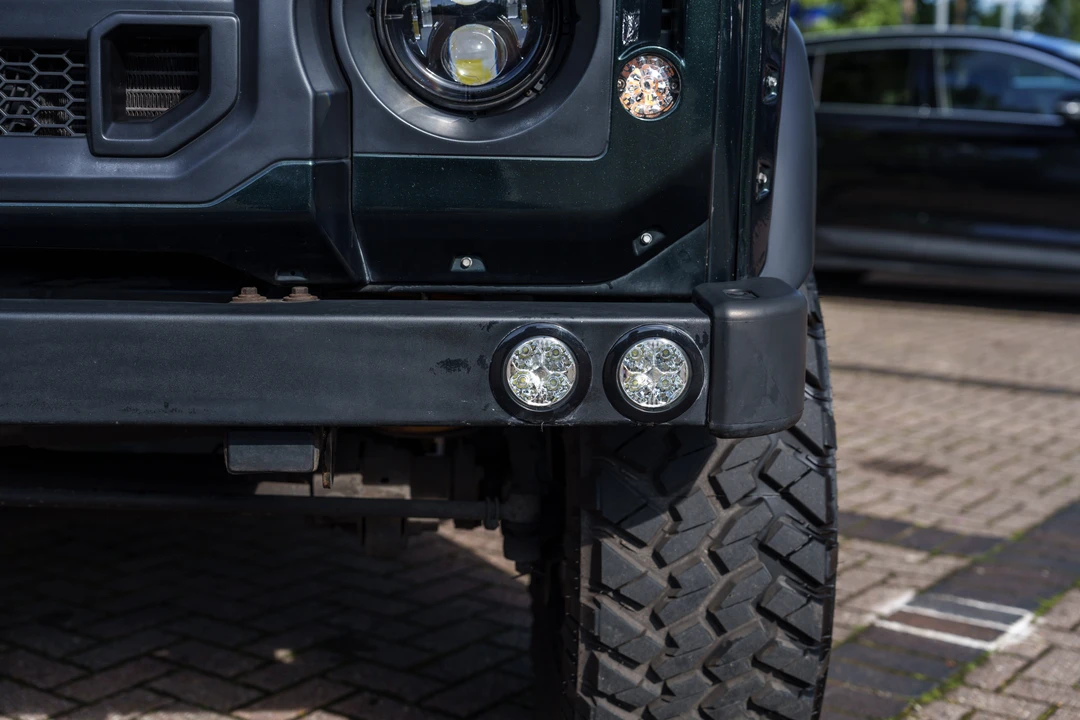 2012 Land Rover Defender 110 - Image 14 of 31