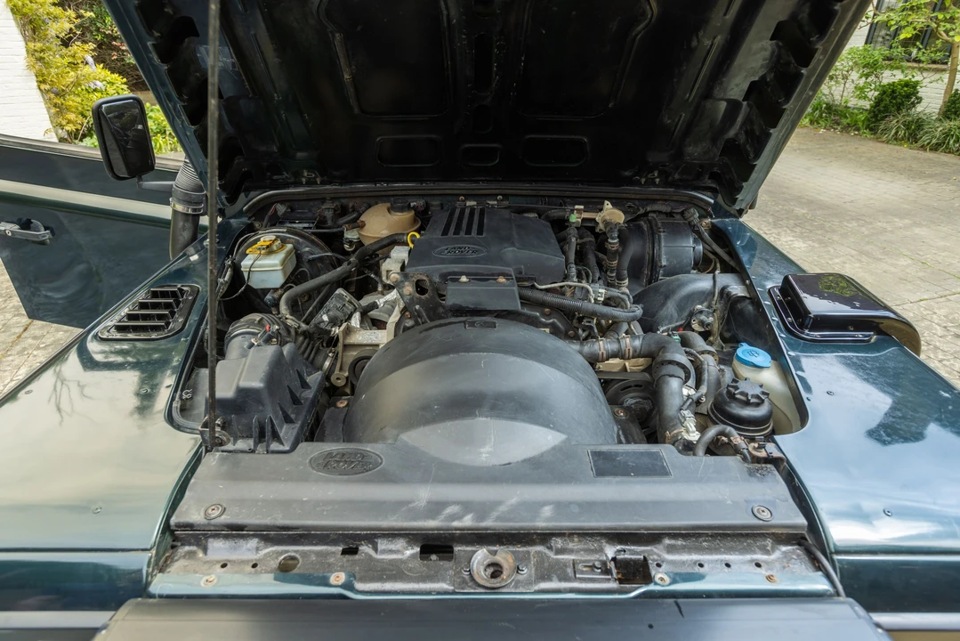 2012 Land Rover Defender 110 - Image 26 of 30