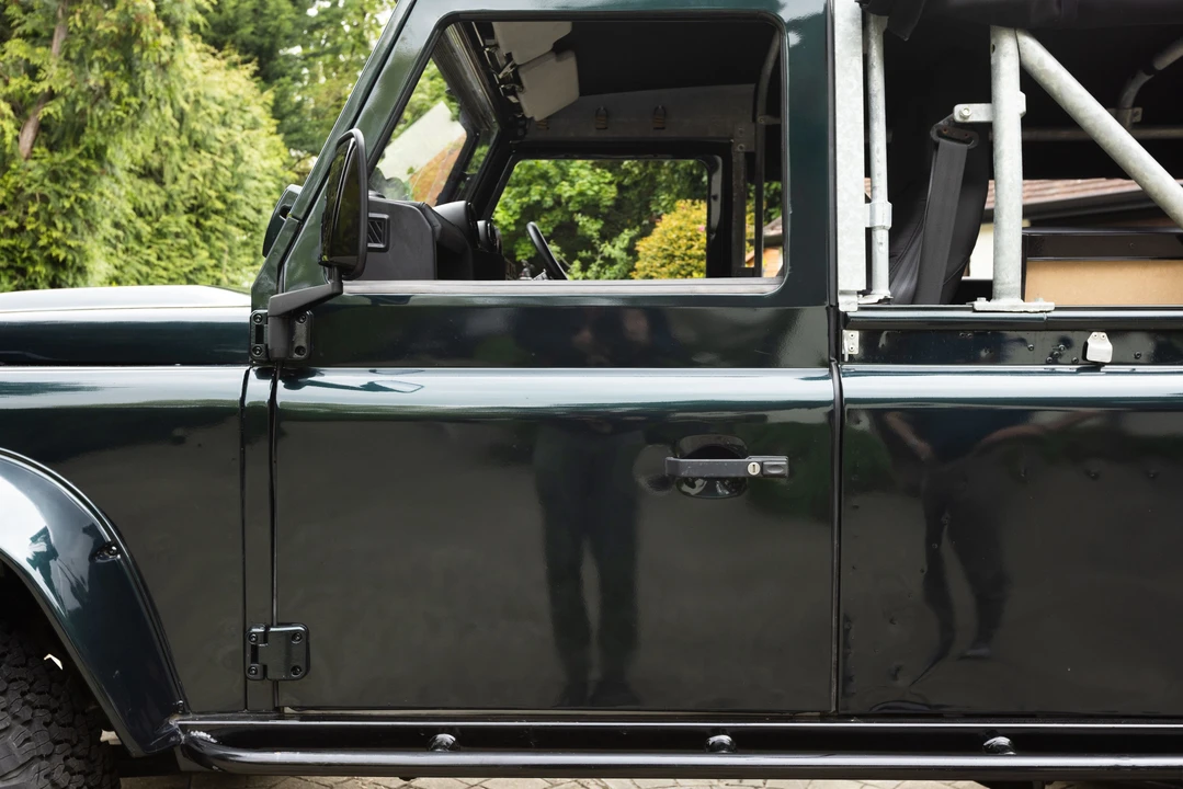 2012 Land Rover Defender 110 - Image 11 of 30