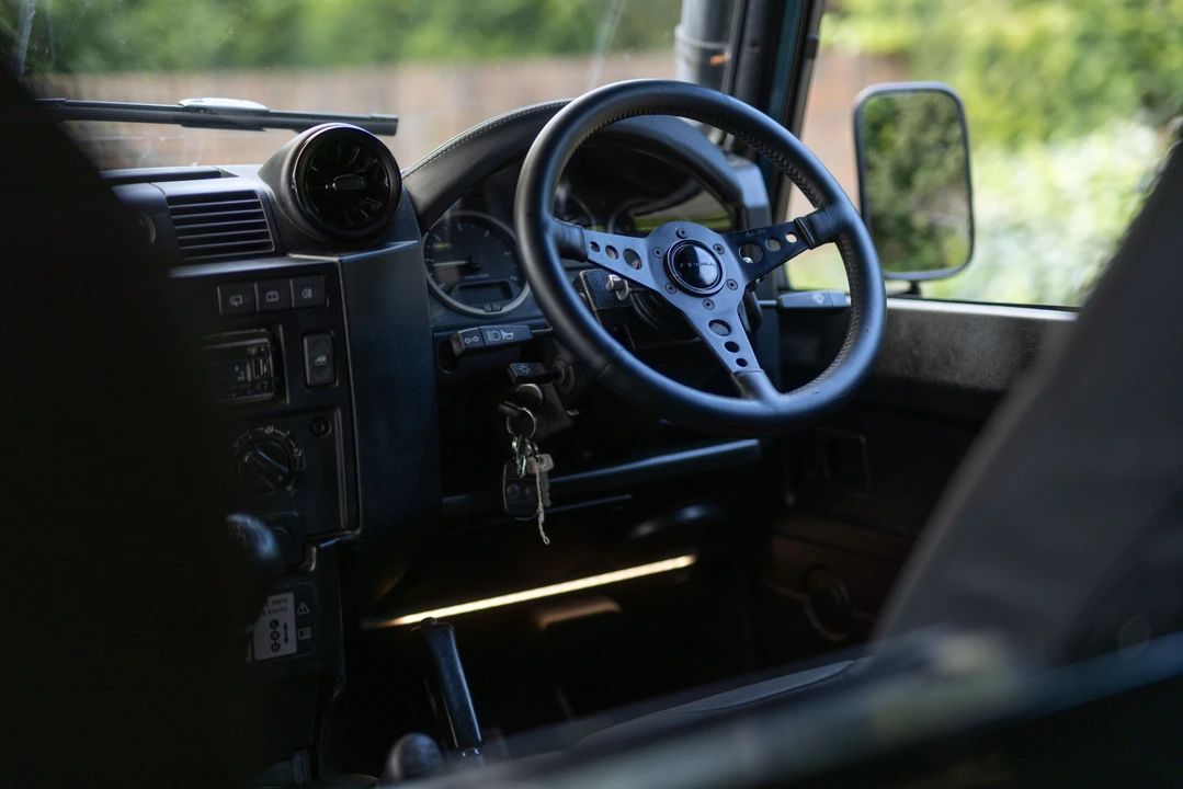 2012 Land Rover Defender 110 - Image 22 of 30