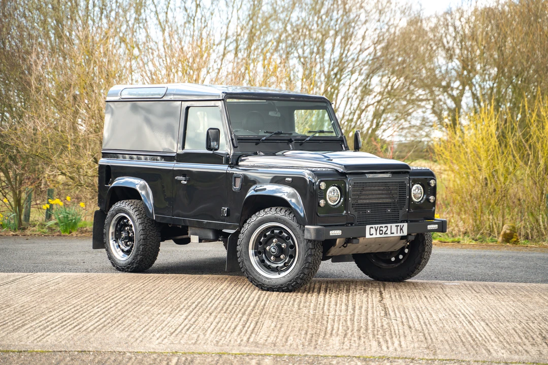 2012 Land Rover Defender 90 - Image 9 of 31
